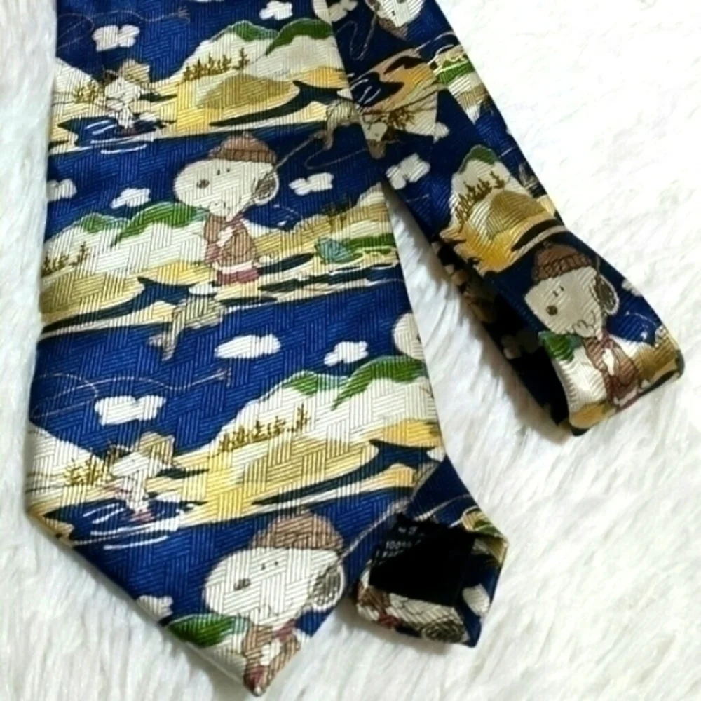 Peanuts snoopy fishing